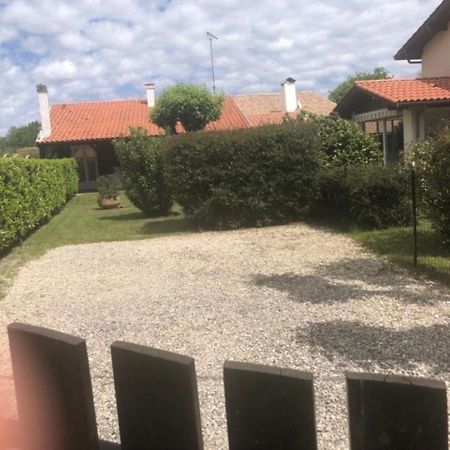 상기네 Agreable Maison A 400M Du Lac 빌라 외부 사진
