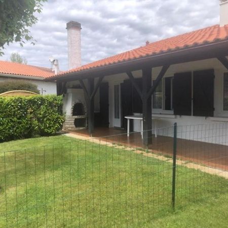 상기네 Agreable Maison A 400M Du Lac 빌라 외부 사진